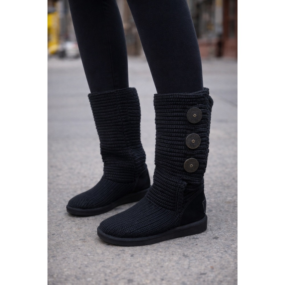 UGG Australia Women's Black Knit Button Tall Boots Size‎ 7